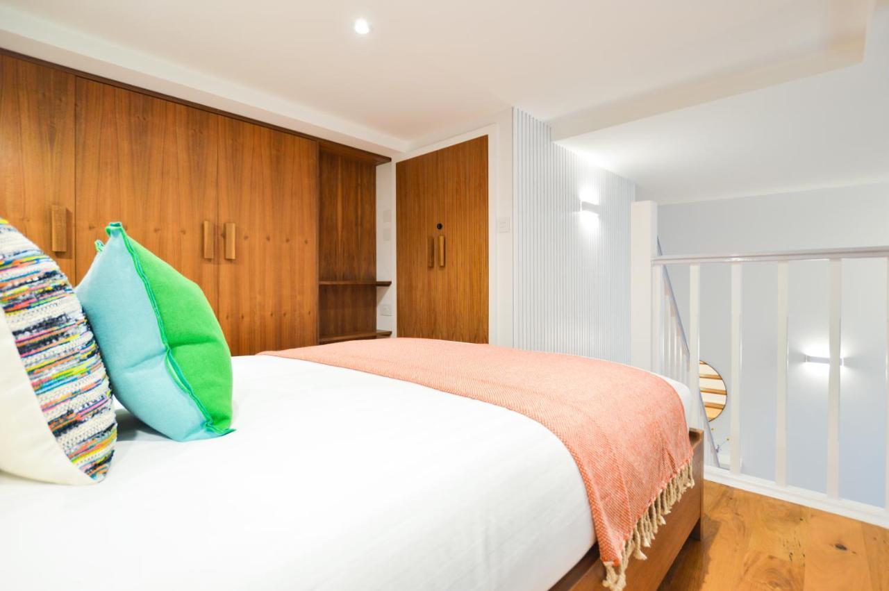 Spacious West Hampstead Apartment With Mezzanine Bedroom By Concept Apartments Londen Buitenkant foto