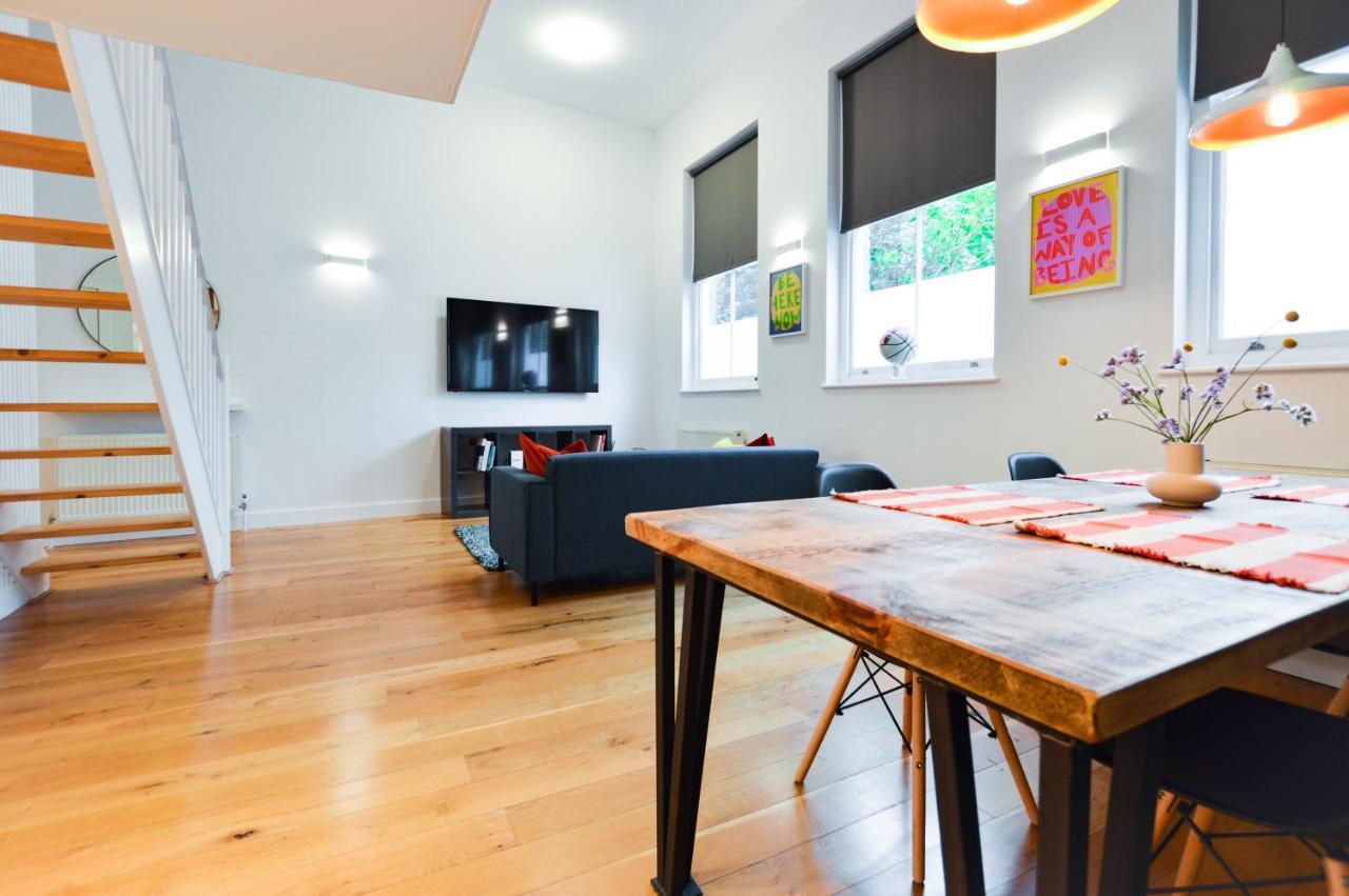Spacious West Hampstead Apartment With Mezzanine Bedroom By Concept Apartments Londen Buitenkant foto
