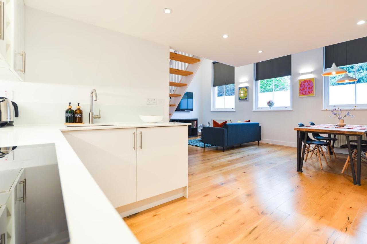 Spacious West Hampstead Apartment With Mezzanine Bedroom By Concept Apartments Londen Buitenkant foto